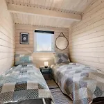 3 Bedroom Cozy In