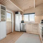 3 Bedroom Cozy In *