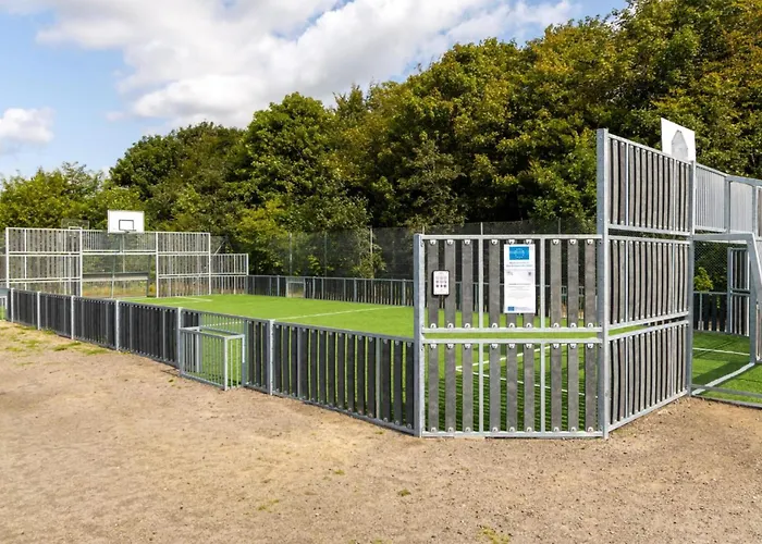 3 Bedroom Cozy In Feriehus *